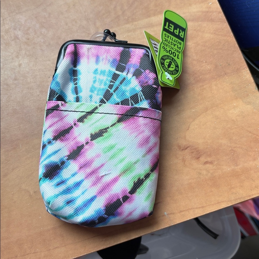 Cigarette pouch with lighter - Picture 2 of 2